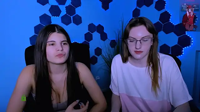 lizzie boom  online show from 02/25/26, 09:25