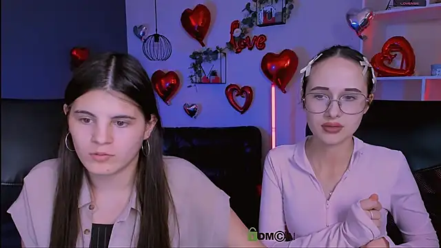 lizzie boom  online show from 02/28/26, 08:41