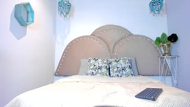 Snapshot of stefany_carterr chatting on 02/05/26, 08:04 stefany carterr online show from 02/05/26, 08:04