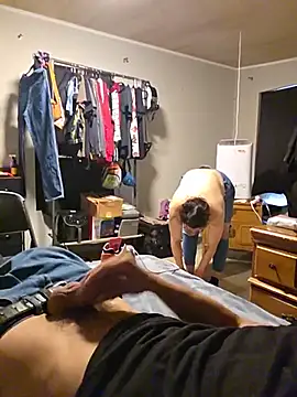 BlueCollarCouple online show from 05/26/26, 11:36