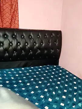 Snapshot of Axell-1997 chatting on 12/19/25, 02:15 Axell-1997 online show from 12/19/25, 02:15