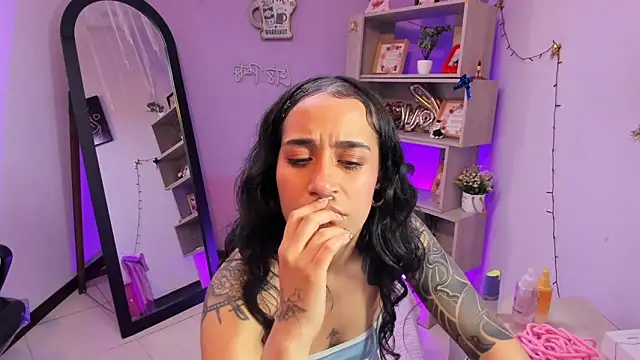 StaceyLeee online show from 02/13/26, 07:58