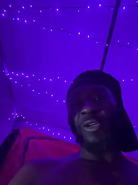 Cantgetenough0069 online show from 04/13/26, 07:23