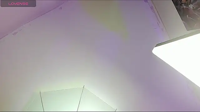 tinna noa online show from 03/17/26, 03:31