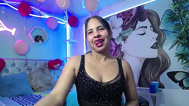 nicol ross19 online show from 02/19/26, 02:41