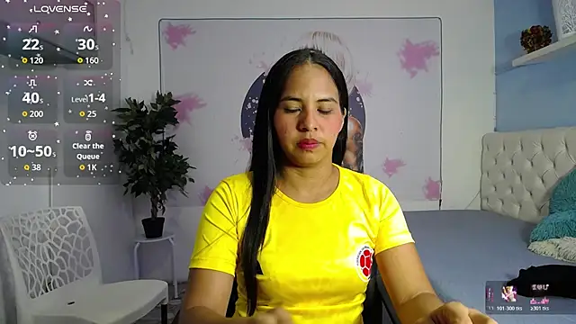 Snapshot of nicol_ross19 chatting on 07/03/26, 07:09 nicol ross19 online show from 07/03/26, 07:09