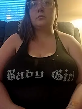 pinkcheetah12 online show from 04/05/26, 11:11