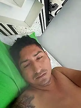 Yrresistible666 online show from 02/13/26, 05:02