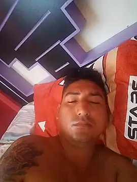 Yrresistible666 online show from 02/05/26, 12:45