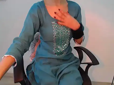 Farhana beautyfull online show from 03/21/26, 04:57