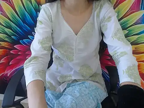 Farhana beautyfull online show from 06/04/26, 05:12