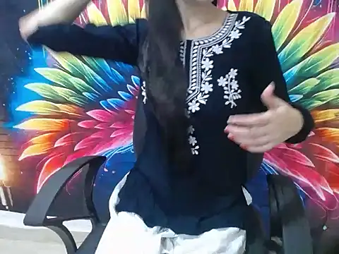 Farhana beautyfull online show from 05/01/26, 04:39