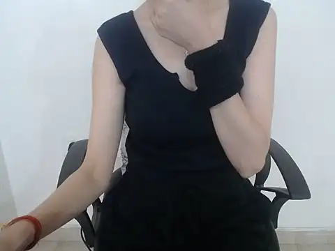 Farhana beautyfull online show from 01/14/26, 05:00