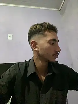 GuioficialBr online show from 04/15/26, 01:44