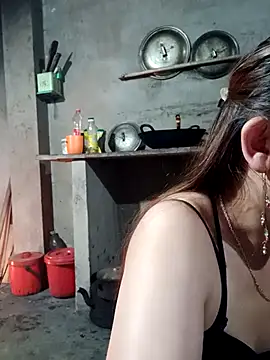 yula-bi online show from 03/28/26, 12:39