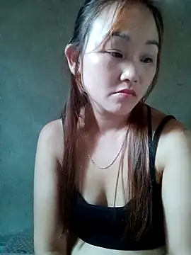 Snapshot of yula-bi chatting on 05/15/26, 11:14 yula-bi online show from 05/15/26, 11:14