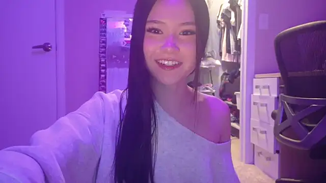 luvvivii online show from 02/07/26, 03:47