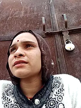 Bharti thakurr online show from 12/21/25, 10:39