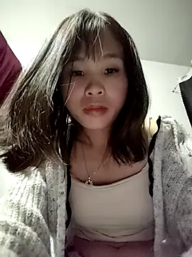 Snapshot of thobaby99 chatting on 12/21/25, 11:38 thobaby99 online show from 12/21/25, 11:38