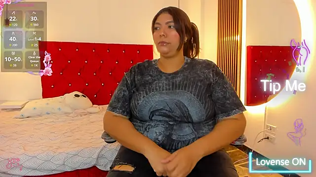 Snapshot of SelenaAngelX chatting on 02/17/26, 03:15 SelenaAngelX online show from 02/17/26, 03:15