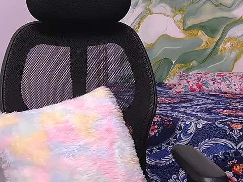 bold-smirthii online show from 02/13/26, 04:45