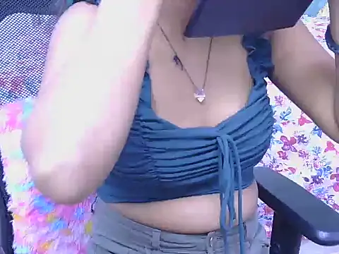 bold-smirthii online show from 03/28/26, 04:13