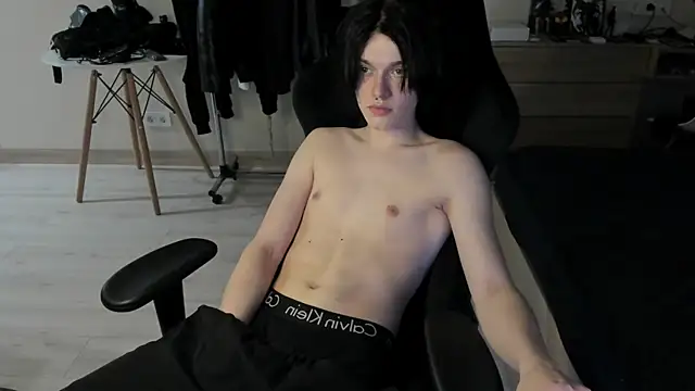 Snapshot of JohnGaliano chatting on 05/17/26, 10:10 JohnGaliano online show from 05/17/26, 10:10