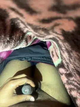 Horny  daddy0 online show from 12/23/25, 05:07