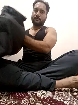 AmitKumar7758 online show from 04/16/26, 04:52