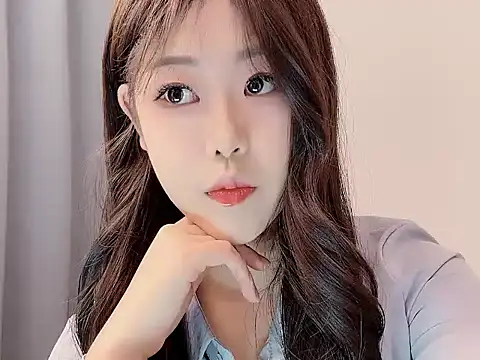 Snapshot of smalldaisy chatting on 01/13/26, 01:42 smalldaisy online show from 01/13/26, 01:42