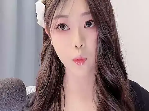 Snapshot of smalldaisy chatting on 01/18/26, 02:15 smalldaisy online show from 01/18/26, 02:15