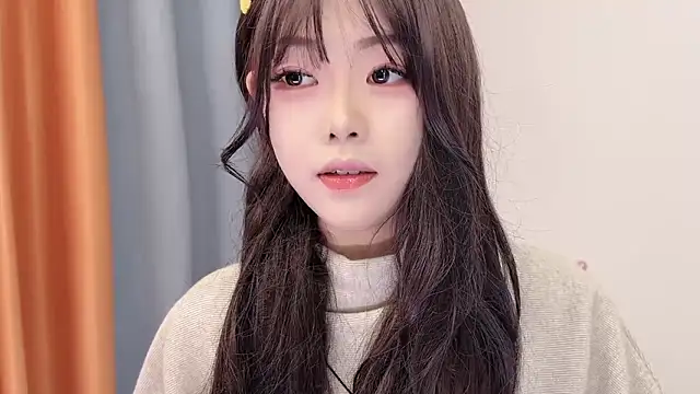 Snapshot of smalldaisy chatting on 02/12/26, 01:49 smalldaisy online show from 02/12/26, 01:49