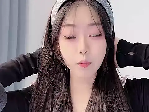 Snapshot of smalldaisy chatting on 01/12/26, 02:07 smalldaisy online show from 01/12/26, 02:07