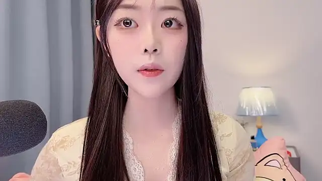 smalldaisy online show from 04/09/26, 02:24