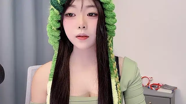 smalldaisy online show from 03/21/26, 02:13