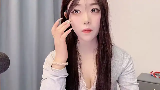 smalldaisy online show from 03/23/26, 02:33