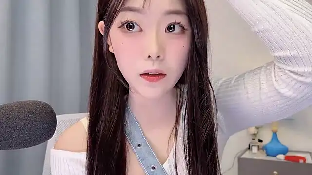 smalldaisy online show from 04/02/26, 02:41