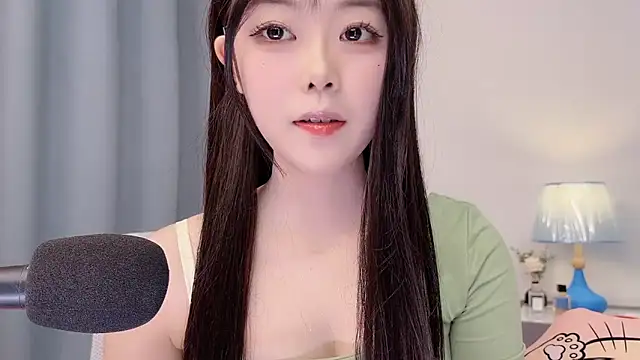 smalldaisy online show from 04/03/26, 02:29