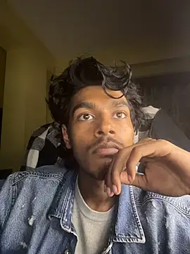 tooexpensive online show from 02/06/26, 04:03