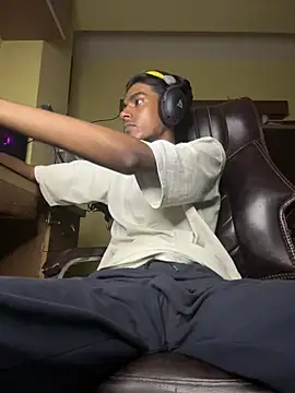 tooexpensive online show from 03/04/26, 04:59