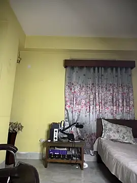 tooexpensive online show from 04/03/26, 12:55