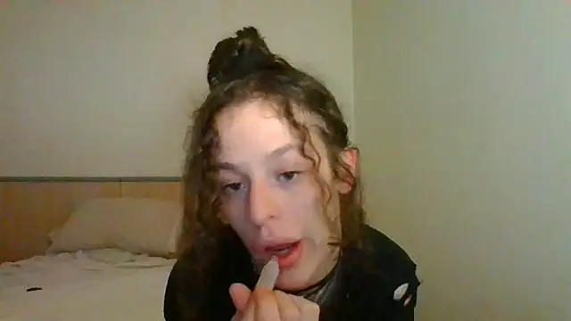 4lien online show from 04/01/26, 07:53