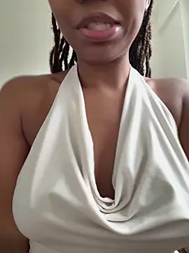 cassie miller velvet online show from 02/10/26, 12:37