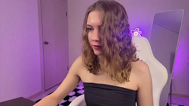 KellySunn online show from 03/03/26, 07:15