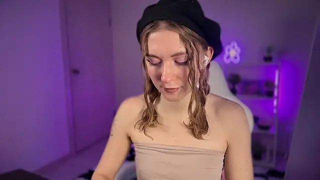 KellySunn online show from 03/28/26, 08:04