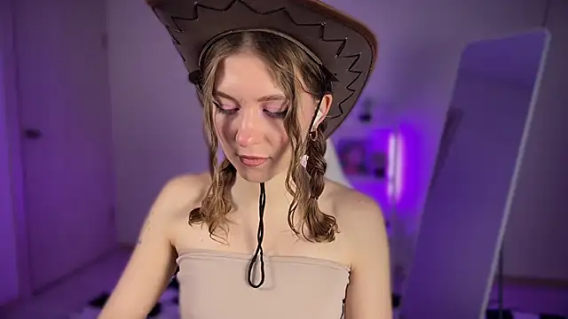 KellySunn online show from 04/04/26, 08:10