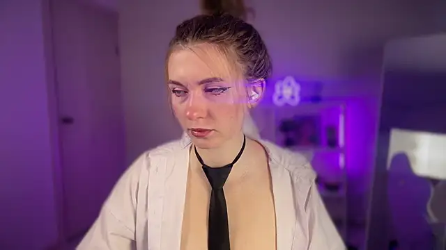 KellySunn online show from 04/13/26, 09:13