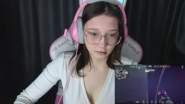 Pink-Aura- online show from 01/12/26, 07:20