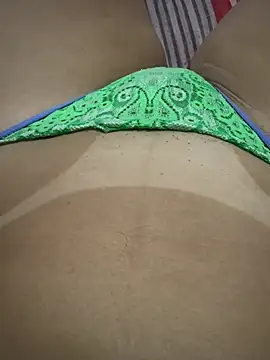 laramacedo2026 online show from 04/10/26, 12:45