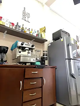 Snapshot of ateneacute chatting on 03/26/26, 01:42 ateneacute online show from 03/26/26, 01:42